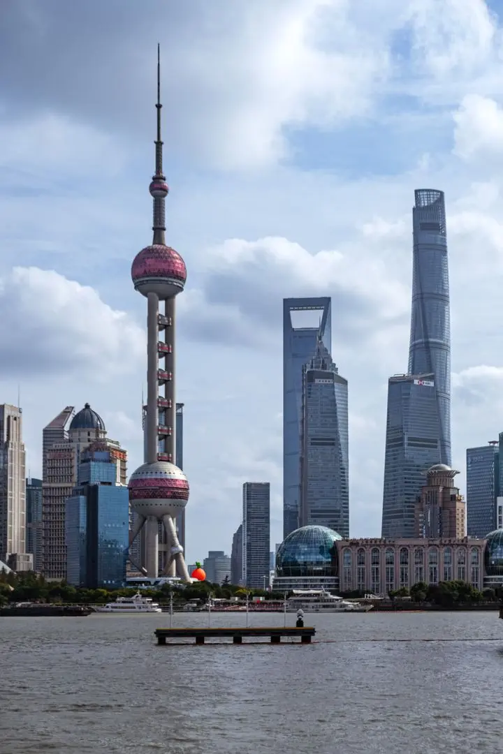 Oriental Pearl and Lujiazui skyline